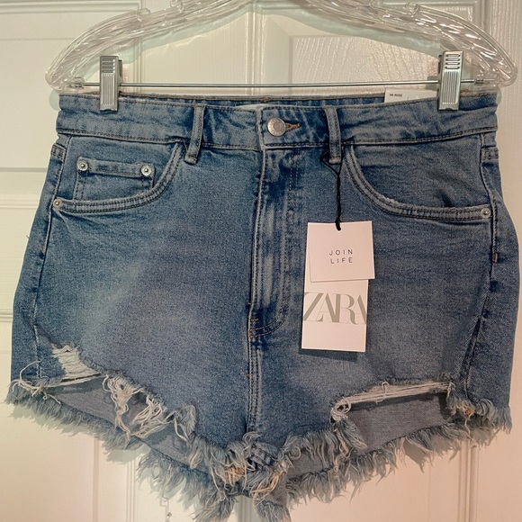 Zara High Rise Jean Shorts- Size 10 - Picture 2 of 5